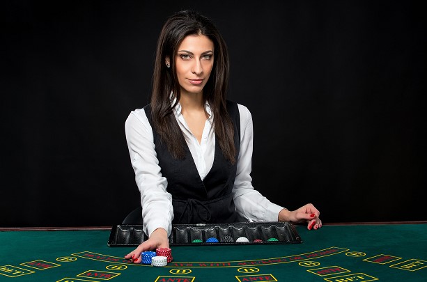 live casino dealer
